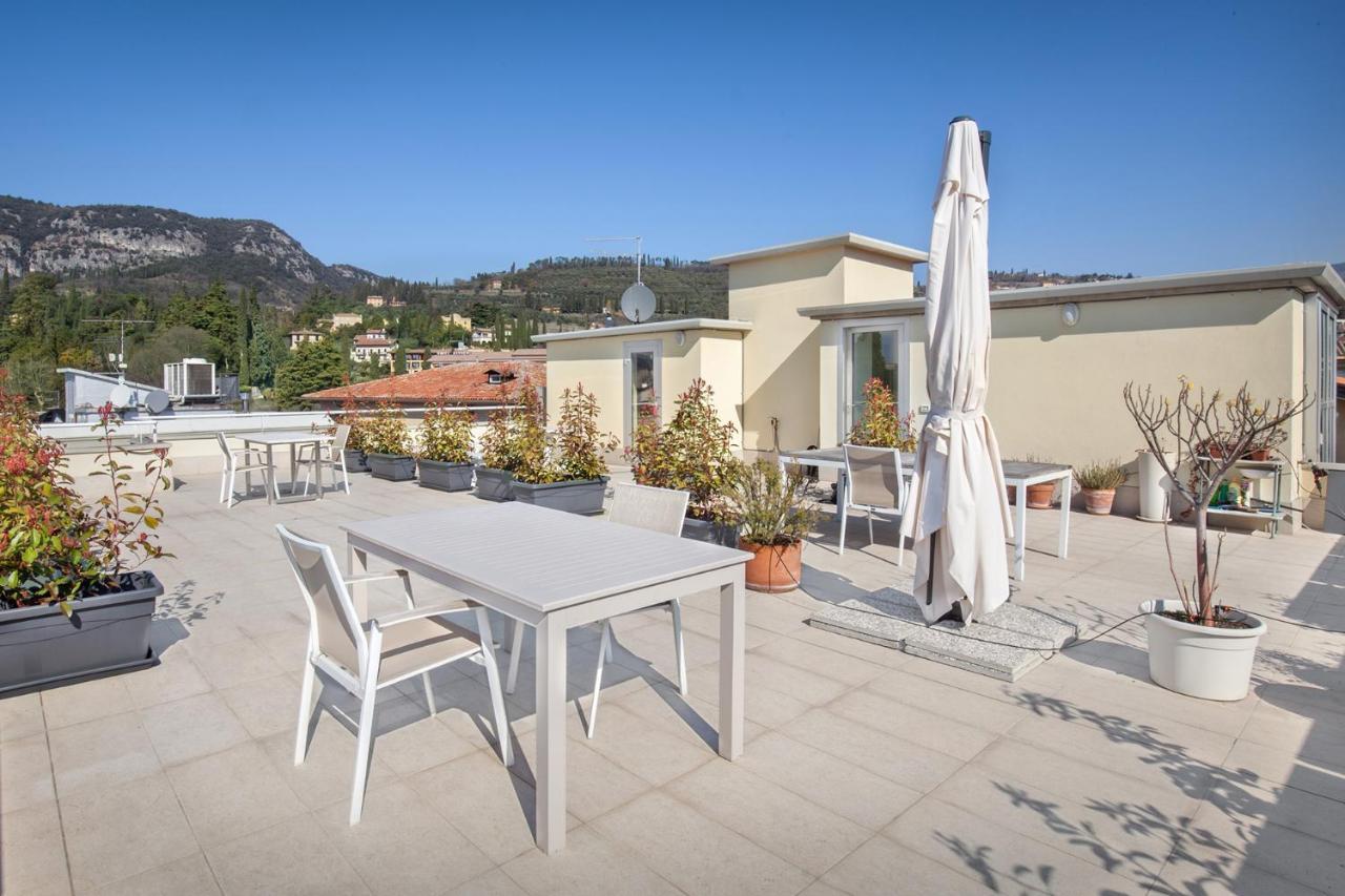 Rocca Terrace Apartment